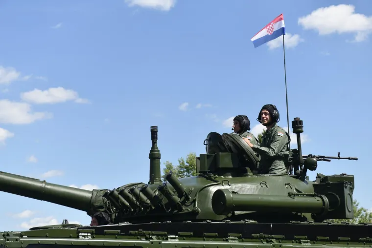 TOP 100 fotografija s velikog vojnog mimohoda: Hrvatska ima na što biti ponosna