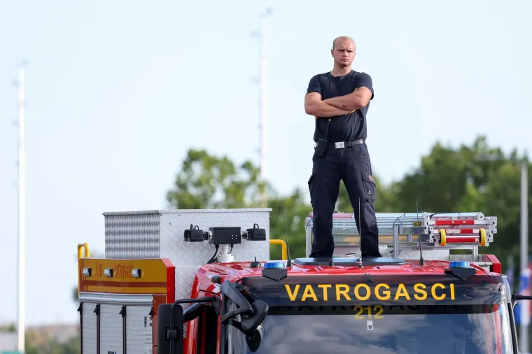 TOP 100 fotografija s velikog vojnog mimohoda: Hrvatska ima na što biti ponosna