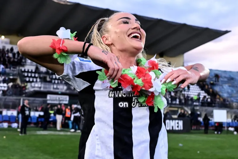 Alisha Lehmann vi&scaron;e nije najljep&scaron;a: Nogometni svijet dobio novu kraljicu