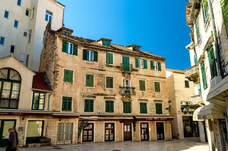 Hrvatski grad koji je izrastao iz carske palače: Nevjerojatan spoj antike i modernog svijeta