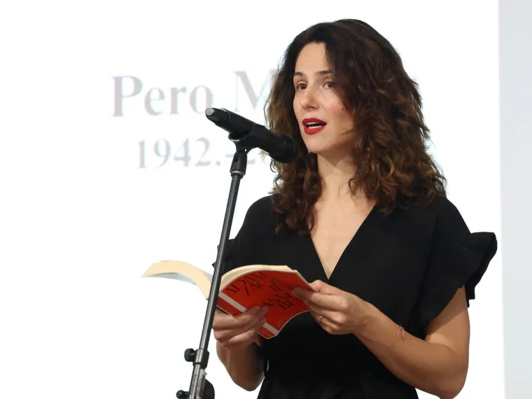 Tuga na licima bližnjih: Održana komemoracija u &Scaron;ibeniku za Peru Mioča