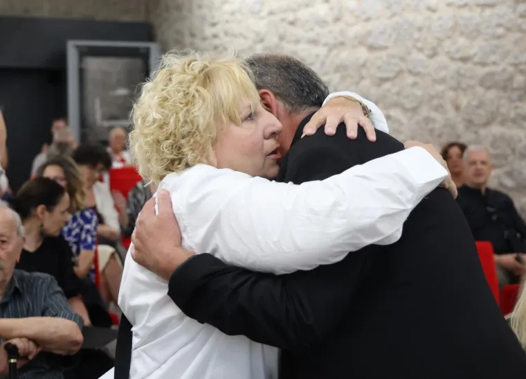 Tuga na licima bližnjih: Održana komemoracija u &Scaron;ibeniku za Peru Mioča