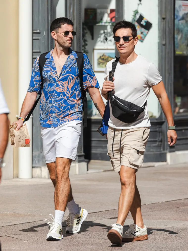 Ljetna eksplozija stila u Rijeci: Tri zgodne dame u lepr&scaron;avim haljinama izazvale opću pomutnju