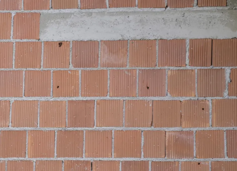 Ovo je kuća u kojoj se sinoć dogodilo ubojstvo: Fasada prepuna rupa od metaka