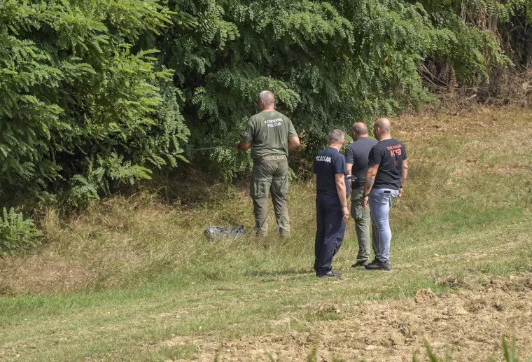 Ovo je kuća u kojoj se sinoć dogodilo ubojstvo: Fasada prepuna rupa od metaka