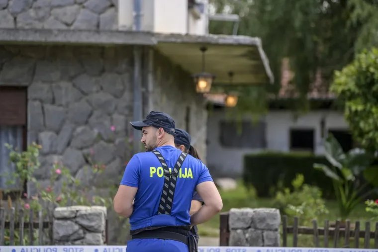 Ovo je kuća u kojoj se sinoć dogodilo ubojstvo: Fasada prepuna rupa od metaka