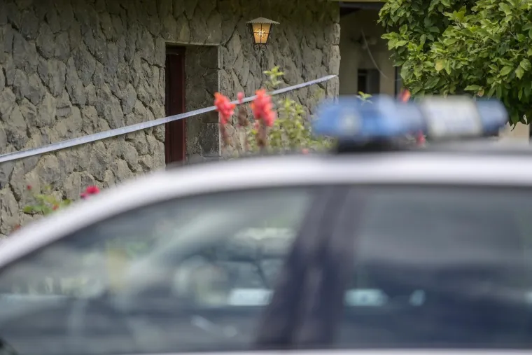 Ovo je kuća u kojoj se sinoć dogodilo ubojstvo: Fasada prepuna rupa od metaka