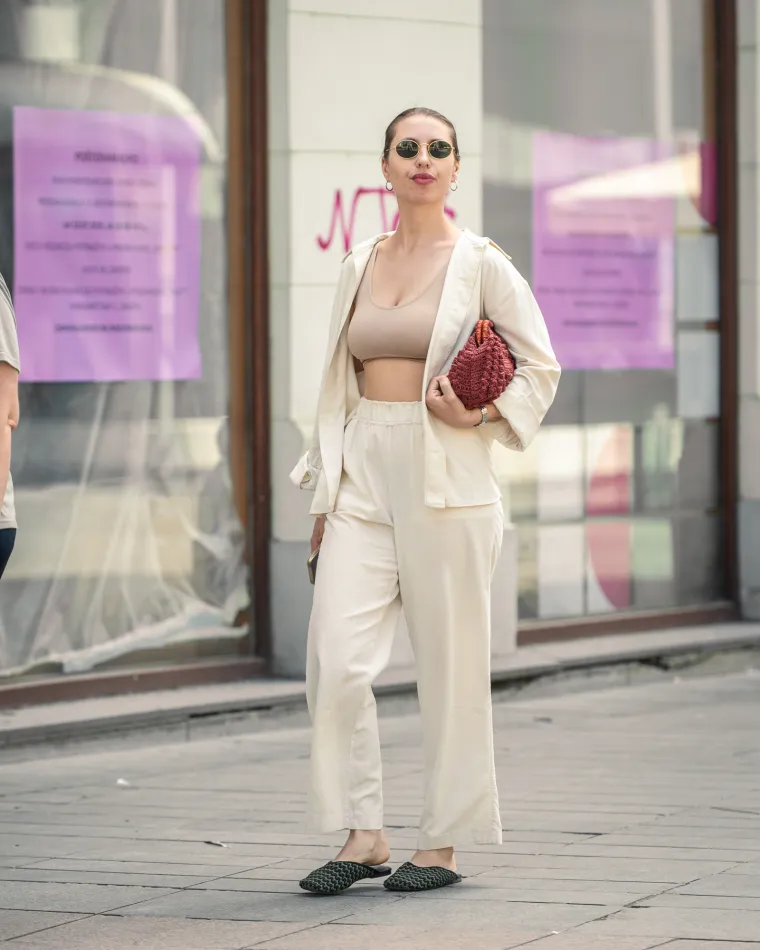 Djevojke na &scaron;pici pokazale duge noge: Zablistale u vrućim ljetnim kombinacijama