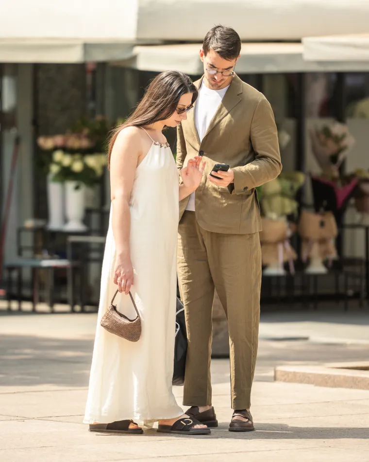 Djevojke na &scaron;pici pokazale duge noge: Zablistale u vrućim ljetnim kombinacijama