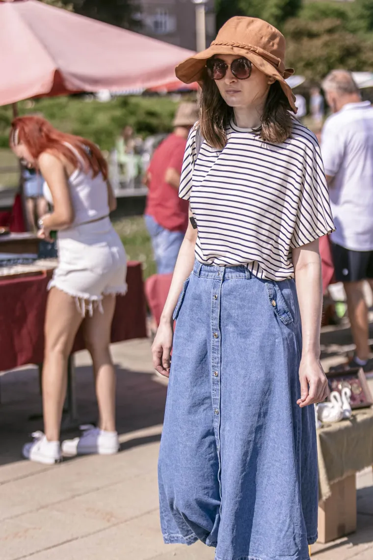 Crvenokosa ljepotica ukrala je sve poglede na sajmu u Osijeku: Pokazala bujnu kosu i vitku liniju