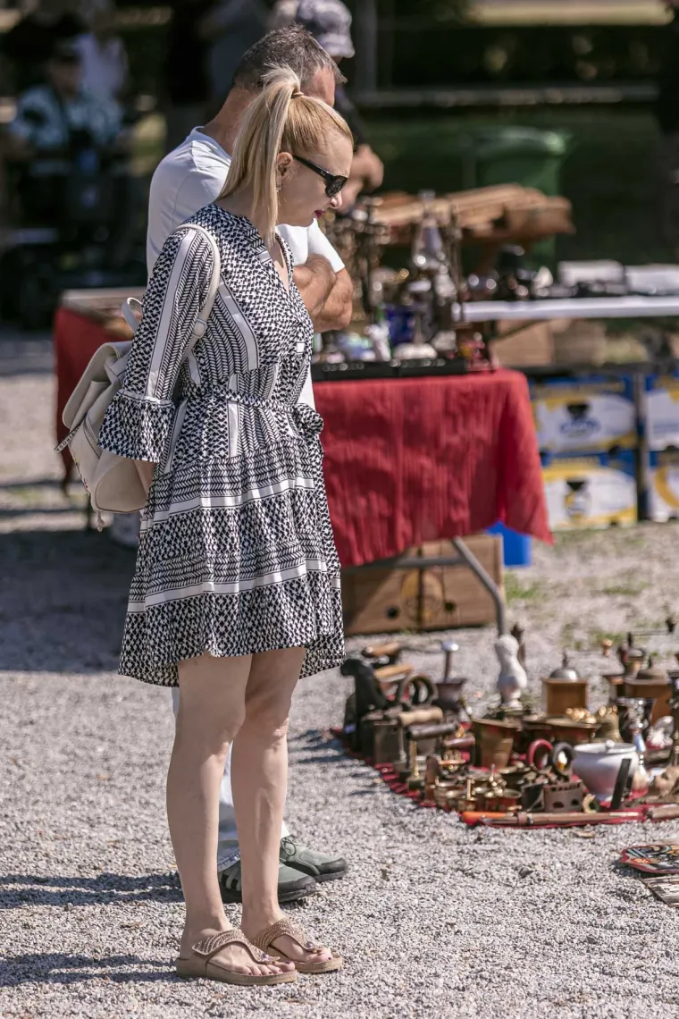 Crvenokosa ljepotica ukrala je sve poglede na sajmu u Osijeku: Pokazala bujnu kosu i vitku liniju