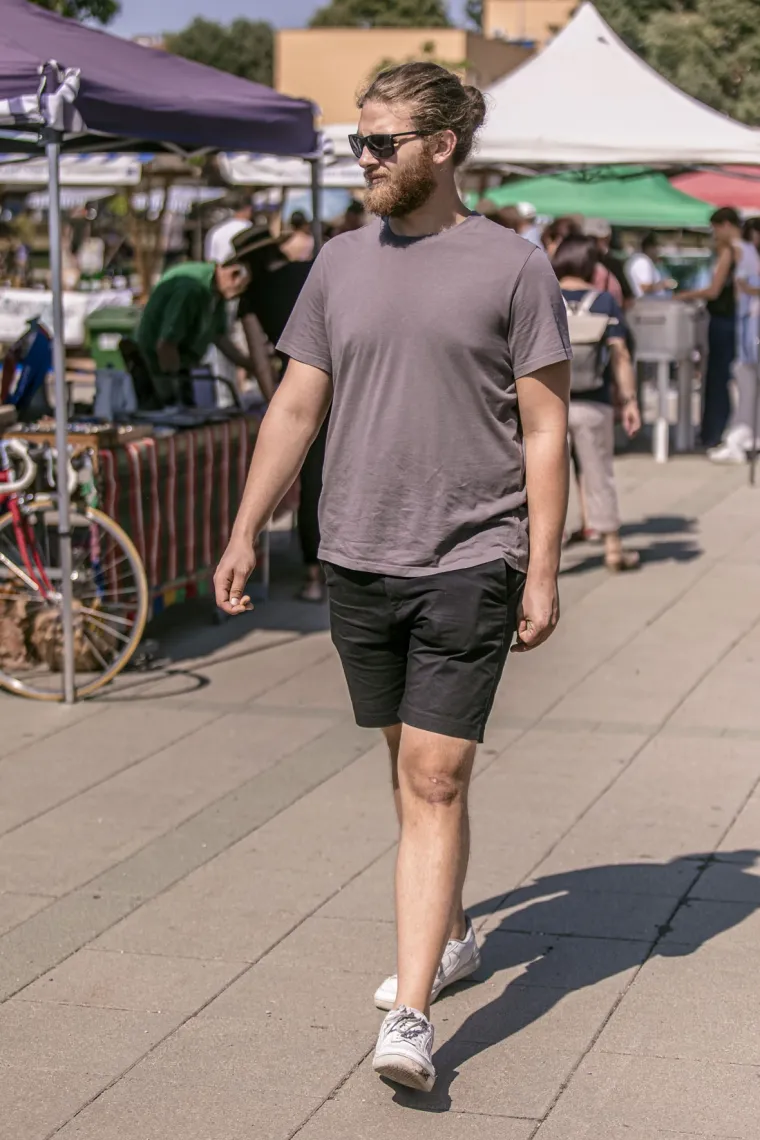 Crvenokosa ljepotica ukrala je sve poglede na sajmu u Osijeku: Pokazala bujnu kosu i vitku liniju