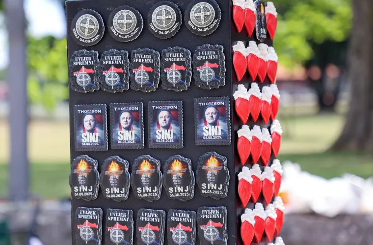 Svake sreće i ljepote u Sinju danas! Ante iz Splita: 'Ne zna se jesu cure lip&scaron;e ili janjetina slađa'