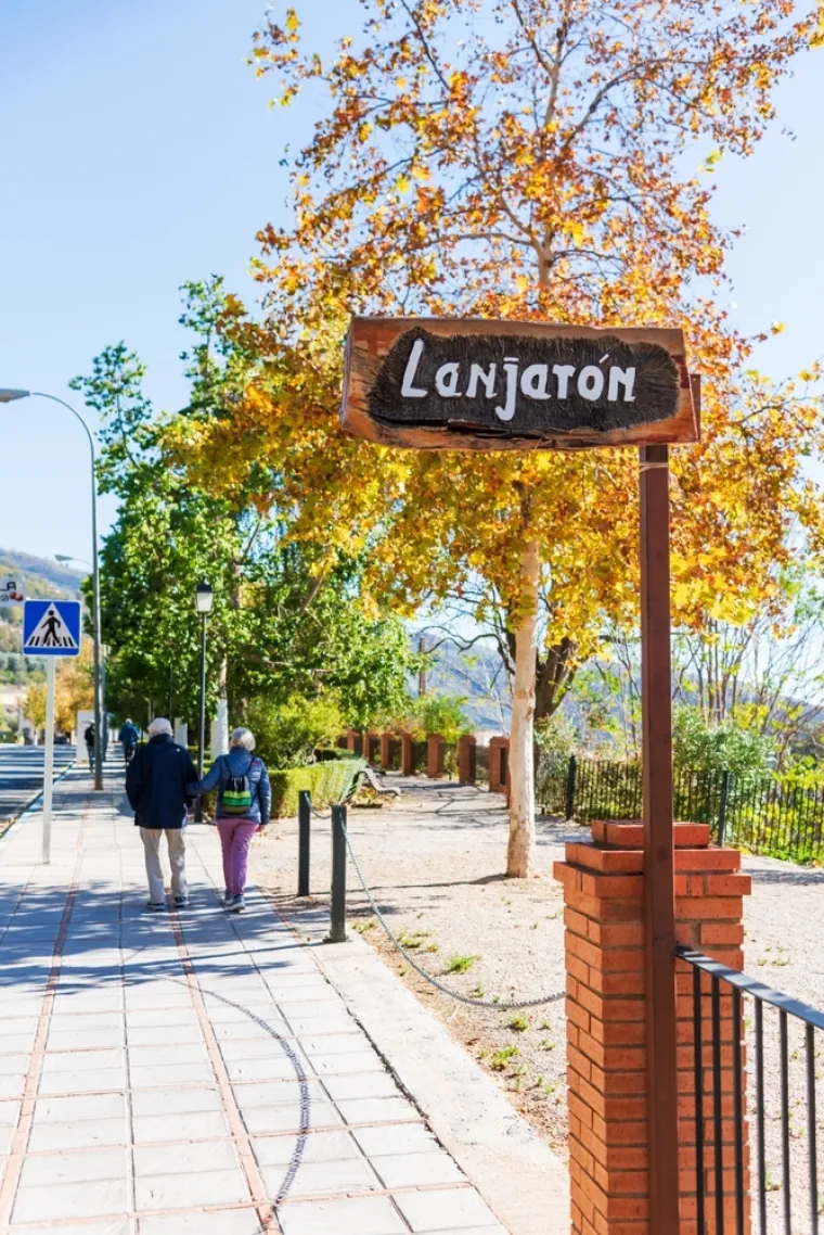 Ovo selo izgleda kao iz bajke, ali u njemu je zabranjeno umrijeti: Nećete vjerovati za&scaron;to