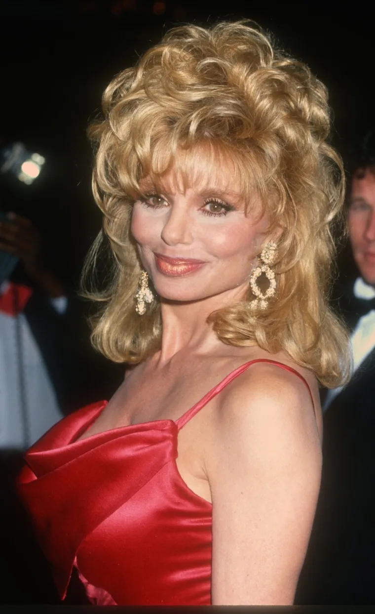 Četiri braka i dramatičan razvod obilježili joj život: Pogledajte najbolja izdanja Loni Anderson