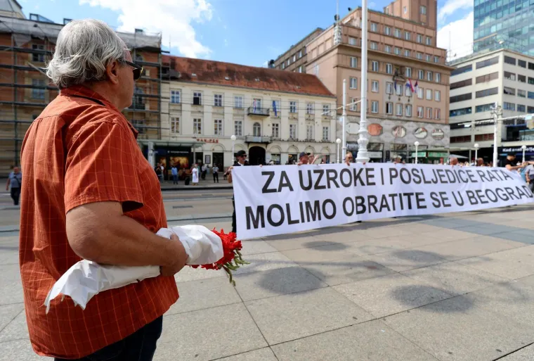 Antiratni prosvjed u srcu Zagreba: 'Zločini u Oluji su odgovornost svih nas'