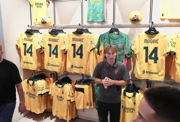 Ovo je u Milanu doživjelo samo par igrača u povijesti: Pomahnitala masa već sad obožava Luku Modrića