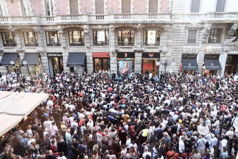 Ovo je u Milanu doživjelo samo par igrača u povijesti: Pomahnitala masa već sad obožava Luku Modrića