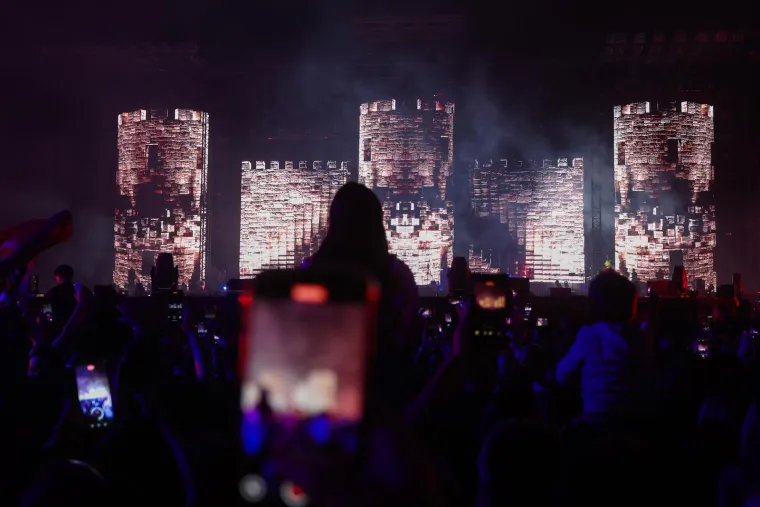 Pogledajte kako se to radi u Sinju: Iz svega glasa ore se Thompsonovi hitovi