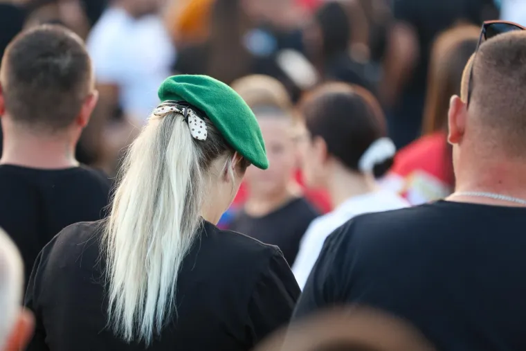 TOP 100 fotografija iz Sinja! Uhićeni, ka&scaron;njenje koncerta i Thompson: 'Jugoslavija je mrtva!'