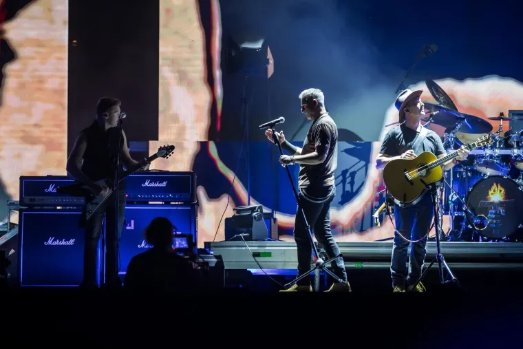 TOP 100 fotografija iz Sinja! Uhićeni, kašnjenje koncerta i Thompson: 'Jugoslavija je mrtva!'