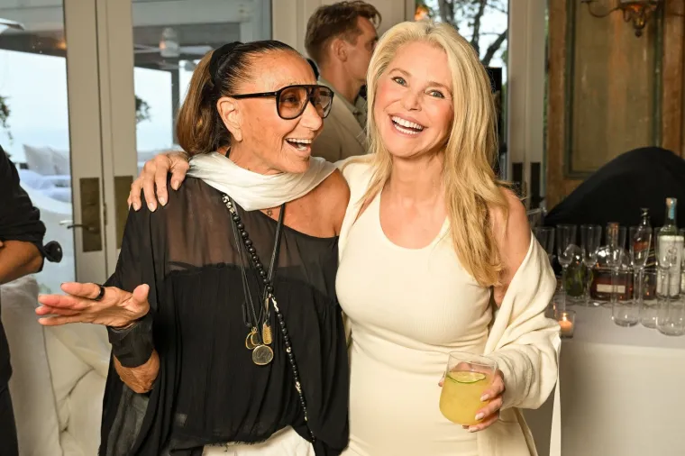 Ona je definicija vječne ljepote: Sa 71 godinom izgleda kao sestra svoje kćeri