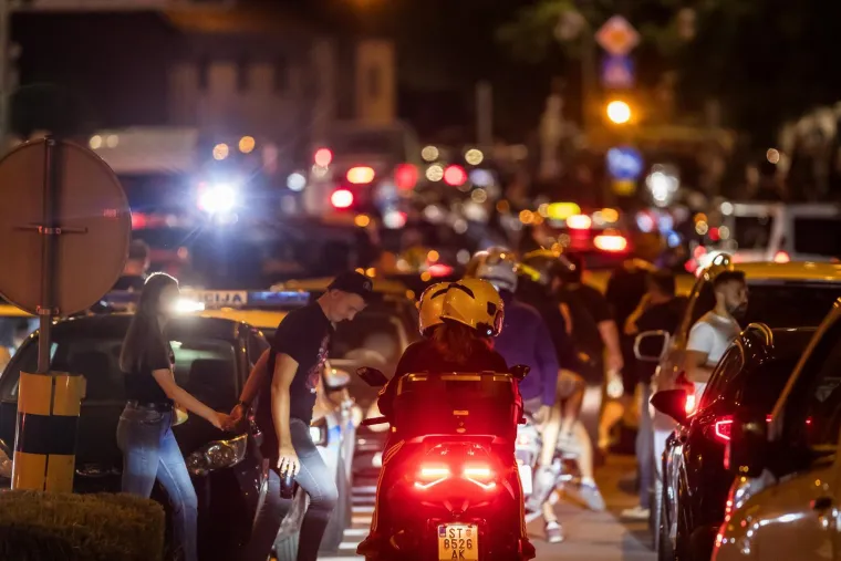 Nezapamćeni prometni kolaps nakon koncerta Thompsona: 'Moji jo&scaron; nisu stigli kući'