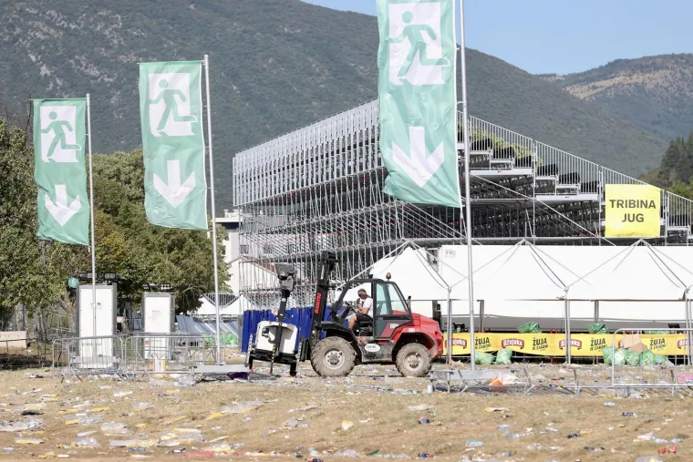 Jutro nakon koncerta Thompsona: Hrpetina smeća i jo&scaron; poneki obožavatelj