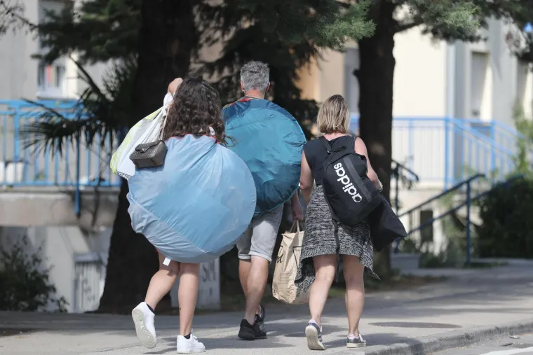 Jutro nakon koncerta Thompsona: Hrpetina smeća i jo&scaron; poneki obožavatelj