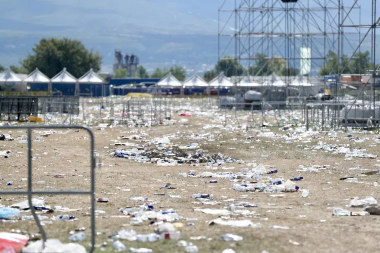 Jutro nakon koncerta Thompsona: Hrpetina smeća i jo&scaron; poneki obožavatelj