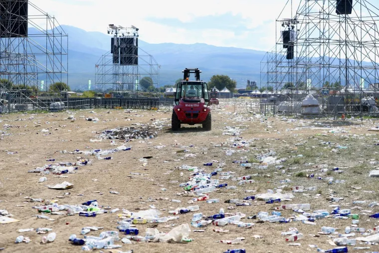 Jutro nakon koncerta Thompsona: Hrpetina smeća i jo&scaron; poneki obožavatelj
