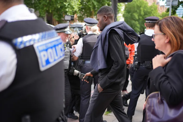 O najvećem seksualnom predatoru u nogometu bruji čitav svijet! Pogledajte mu lice: 'Zabrinuti smo'