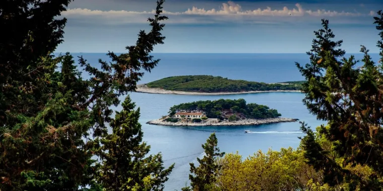 Strana agencija objavila fotografije hrvatskog dragulja koje obilaze svijet