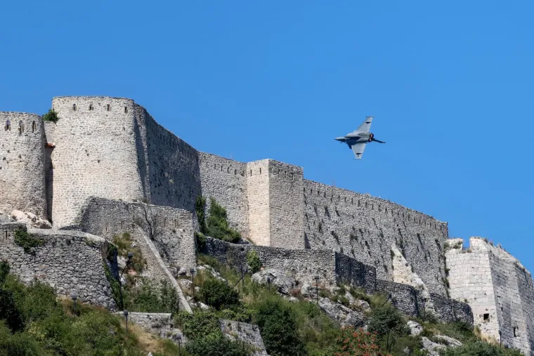 Letački spektakl za sjećanje: Krila Oluja i Rafalei odu&scaron;evili Hrvate