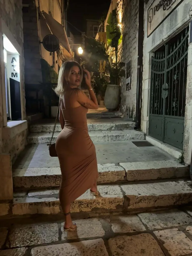 Je li ovo najzgodnija fitness trenerica u regiji? Lucija mami uzdahe gdje god se pojavi, a znate li tko joj je sestra?