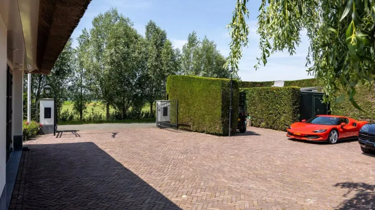 Ova luksuzna vila izgleda kao iz bajke: U uredu skriva ne&scaron;to nevjerojatno, a vrijedi kao suho zlato