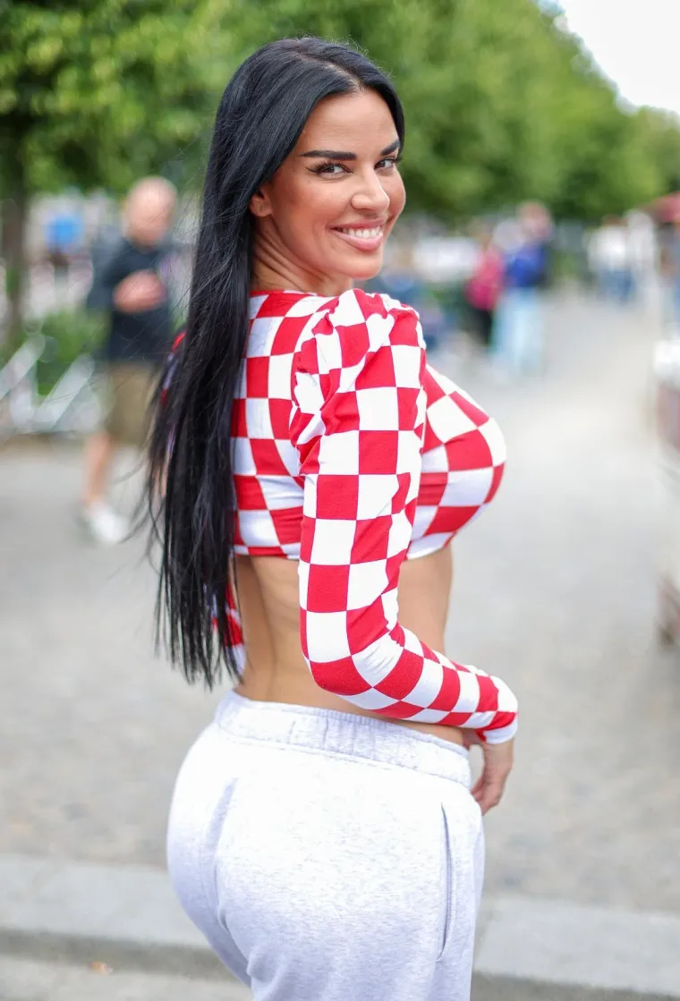 Ovako se ljeti provodi vatrena navijačica Ivana Knoll: Nije za one slabog srca