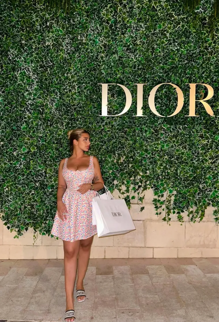 Napravila dramu u obitelji, a otac ga se odrekao zbog nje: Tko je supruga nogometaša Anela Ahmedhodžića?