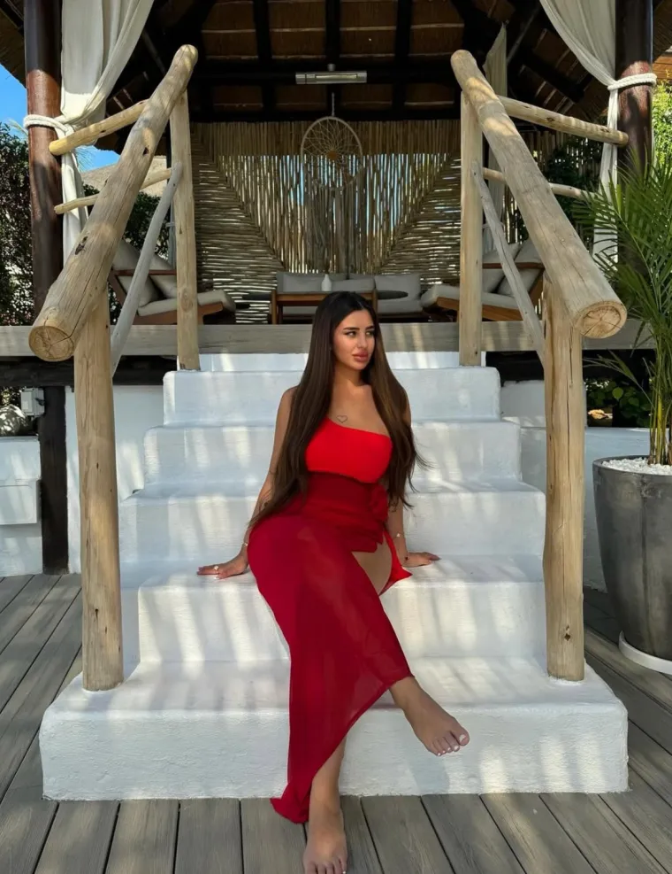 Napravila dramu u obitelji, a otac ga se odrekao zbog nje: Tko je supruga nogometaša Anela Ahmedhodžića?