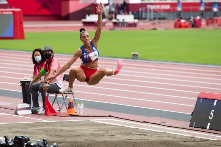 Ivana ru&scaron;i sve rekorde, a najveća slabost su joj slatko i rakija: 'Ponekad popijem, &scaron;to da ne'