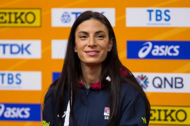 Ivana ru&scaron;i sve rekorde, a najveća slabost su joj slatko i rakija: 'Ponekad popijem, &scaron;to da ne'