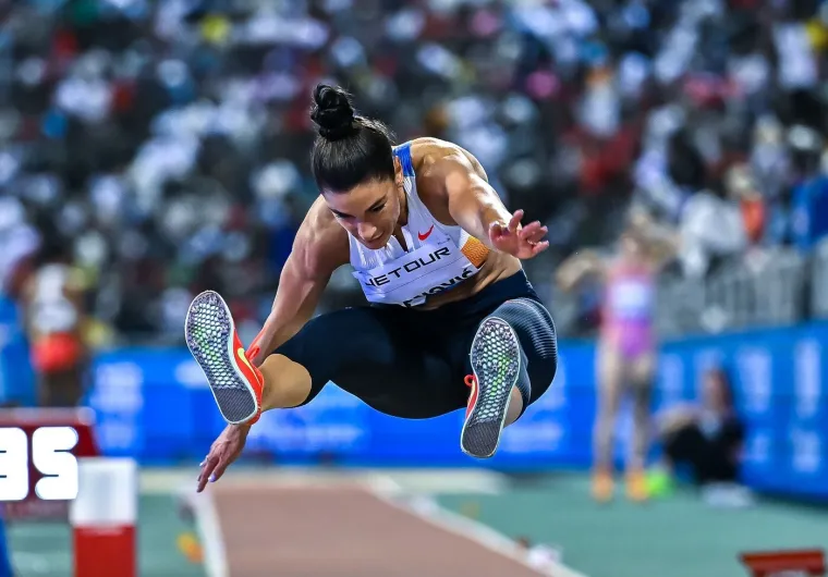 Ivana ru&scaron;i sve rekorde, a najveća slabost su joj slatko i rakija: 'Ponekad popijem, &scaron;to da ne'