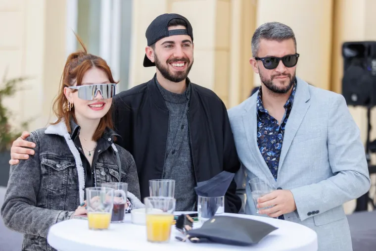 Kao slatkica pjevala na mimohodu, postala crnka s tetovažama: Sve promjene Mie Negovetić