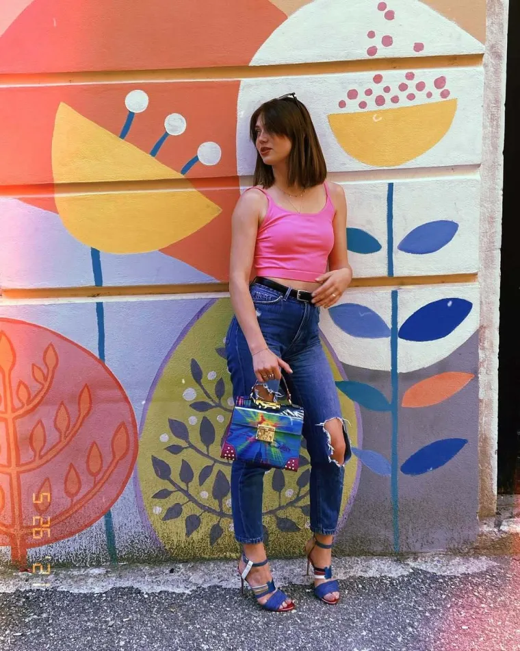 Kao slatkica pjevala na mimohodu, postala crnka s tetovažama: Sve promjene Mie Negovetić