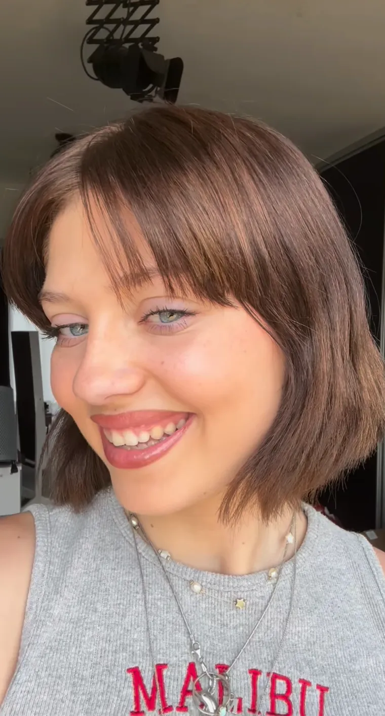 Kao slatkica pjevala na mimohodu, postala crnka s tetovažama: Sve promjene Mie Negovetić