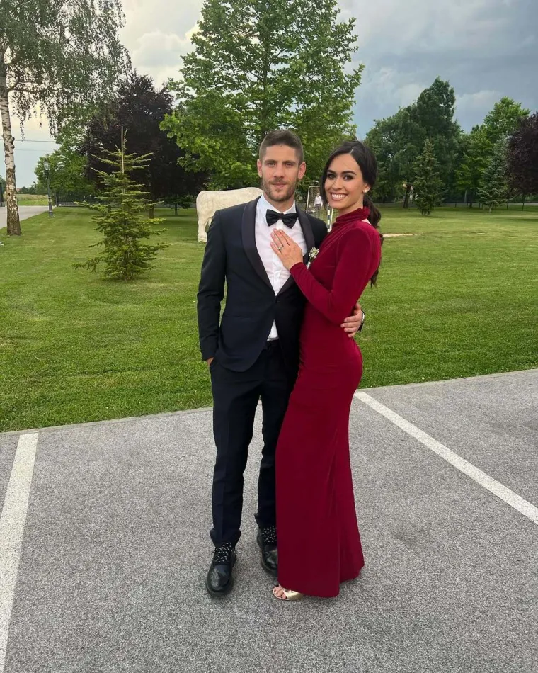 Je li Mia Ćurković, ljep&scaron;a polovica Andreja Kramarića, najskromnija ljepotica među nogometa&scaron;evim suprugama?