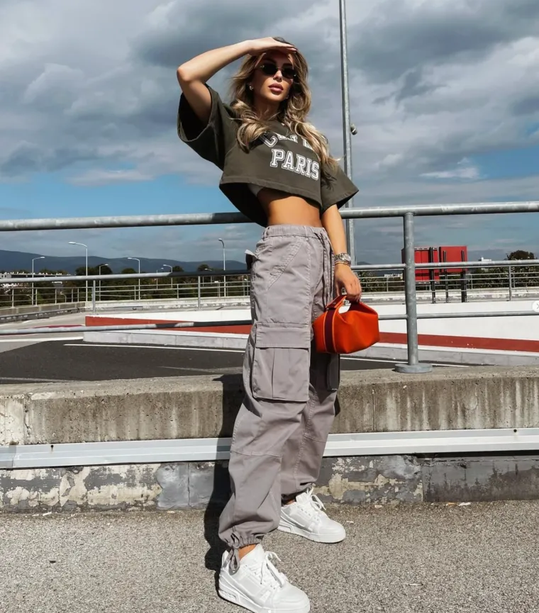 Privatni avioni i Chanel torbe: Supruga biv&scaron;eg najplaćenijeg dinamovca živi kao Kardashianke