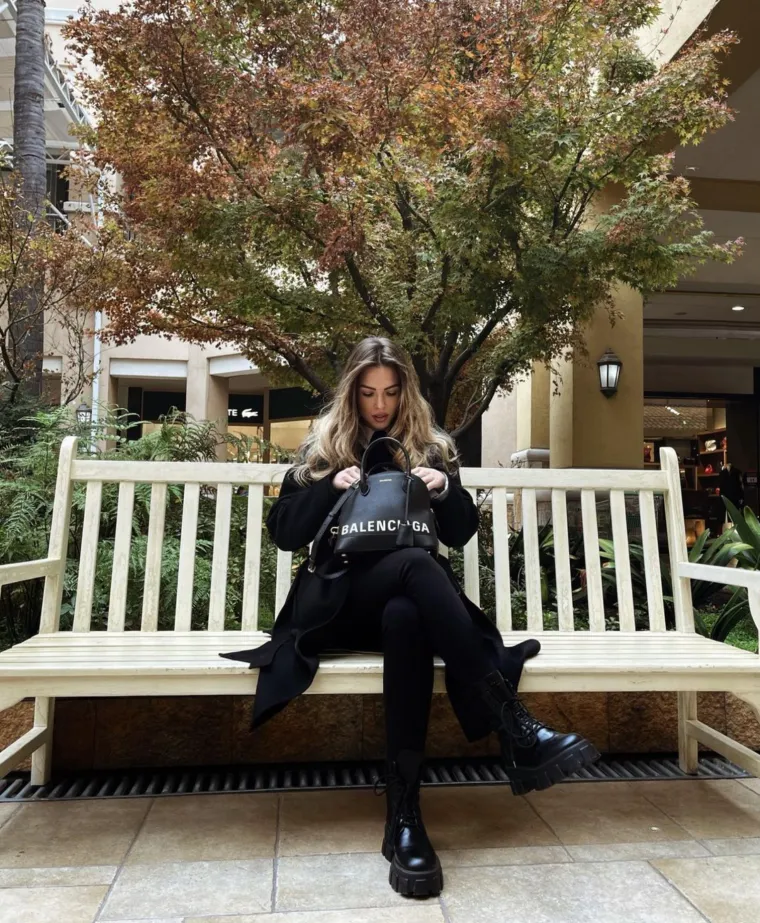 Privatni avioni i Chanel torbe: Supruga biv&scaron;eg najplaćenijeg dinamovca živi kao Kardashianke