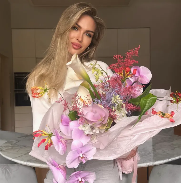 Privatni avioni i Chanel torbe: Supruga biv&scaron;eg najplaćenijeg dinamovca živi kao Kardashianke