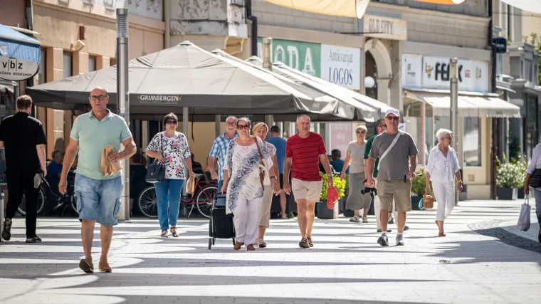 Na njoj je sve bilo tip-top: Plavu&scaron;a s povjetarcem u kosi očarala Čakovec